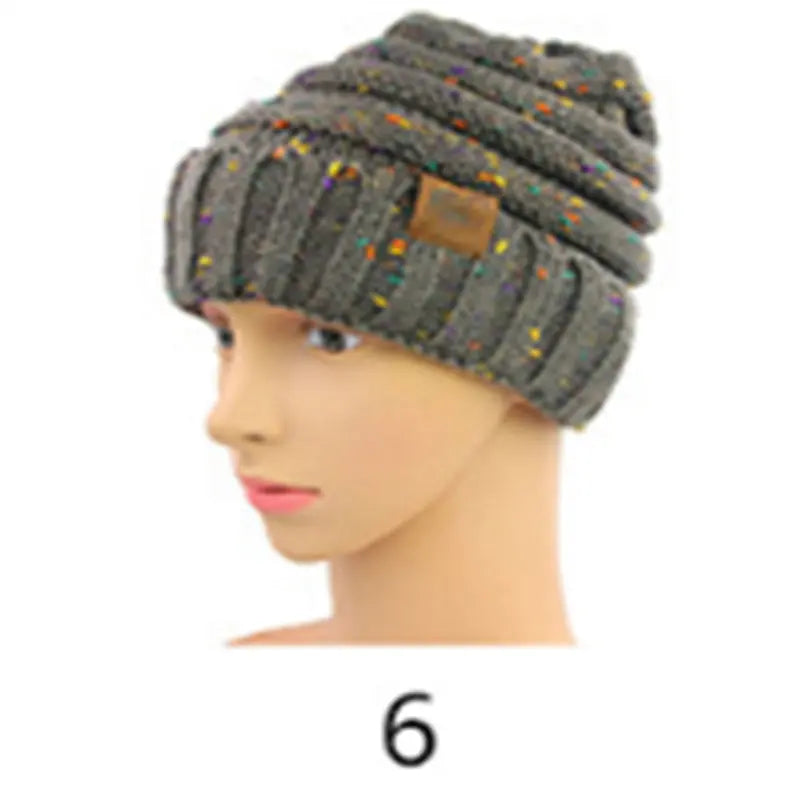 Unisex Outdoor Labeled Knitted Hat null