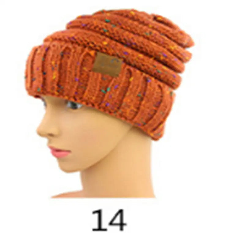 Unisex Outdoor Labeled Knitted Hat null